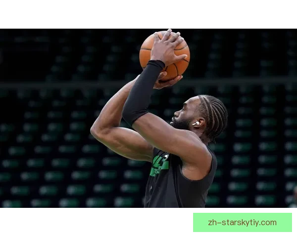 伦纳德能否重返最佳一阵与布朗对比