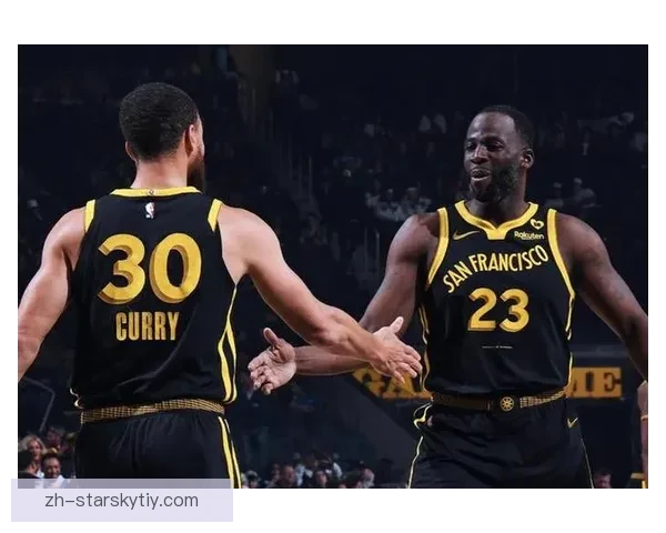 勇士大胜灰熊无格林更顺畅